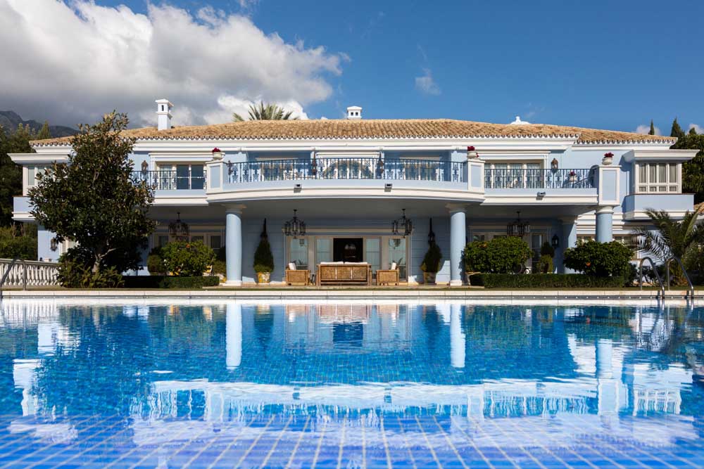 Elegant mansion in Nagueles , Marbella