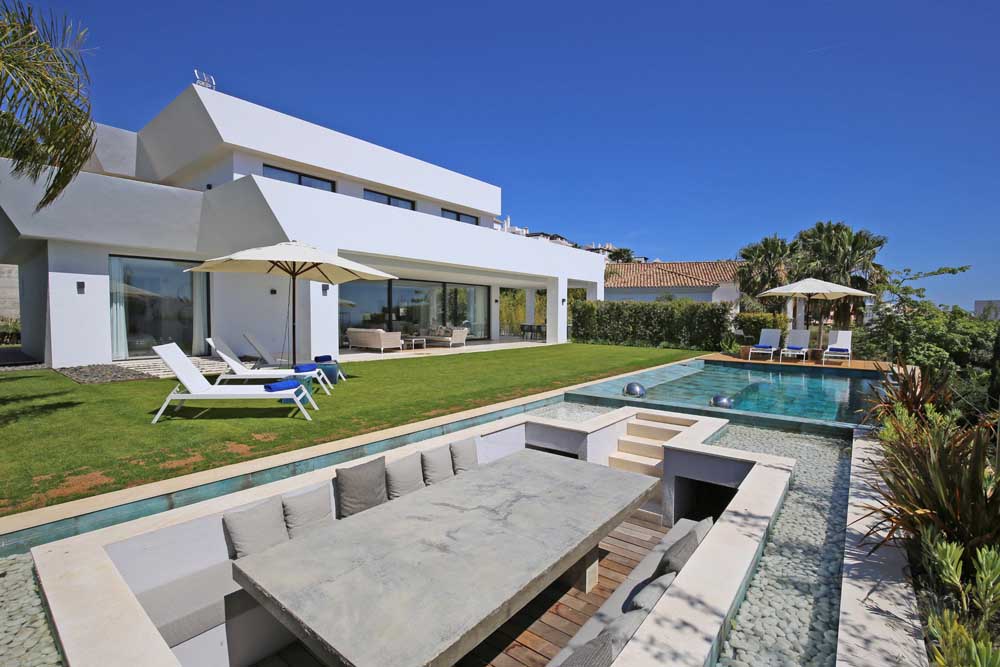 Superb new villa in Benahaavis,