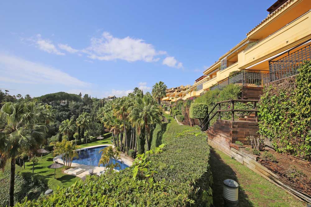 Impressive ground floor apartment in Marbella