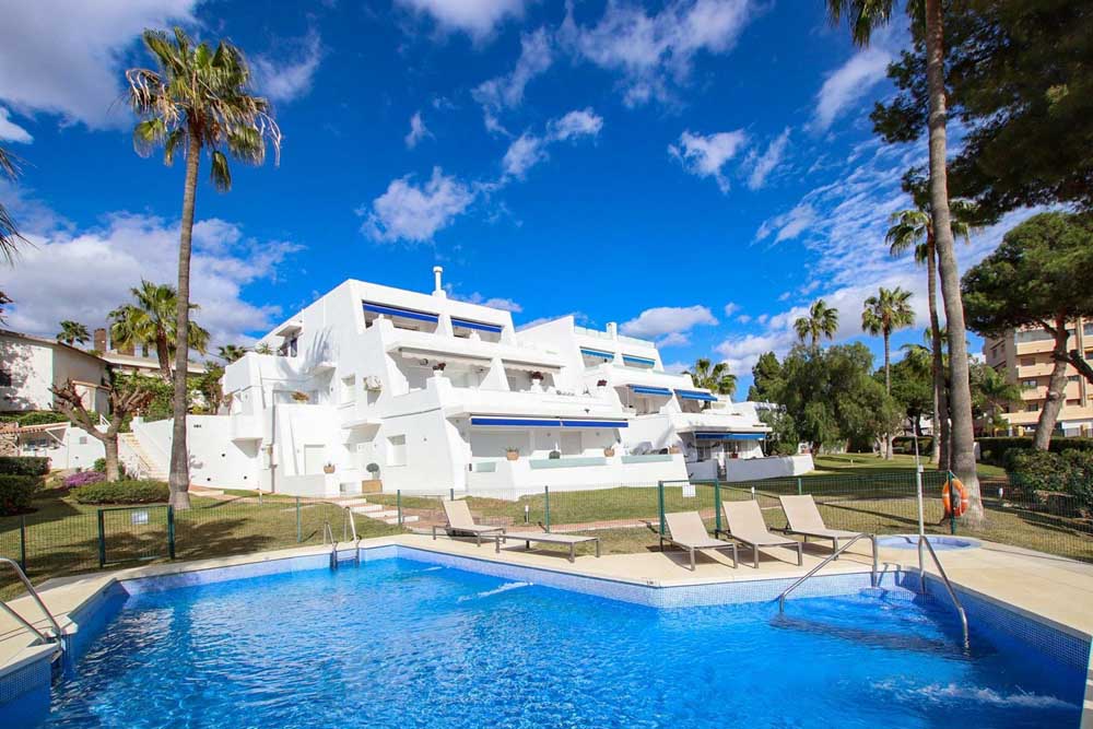Stunning ground floor apartment in Nueva Andalucia